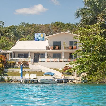 Casa Sol Y Luna Bacalar Bed & Breakfast Luaran gambar